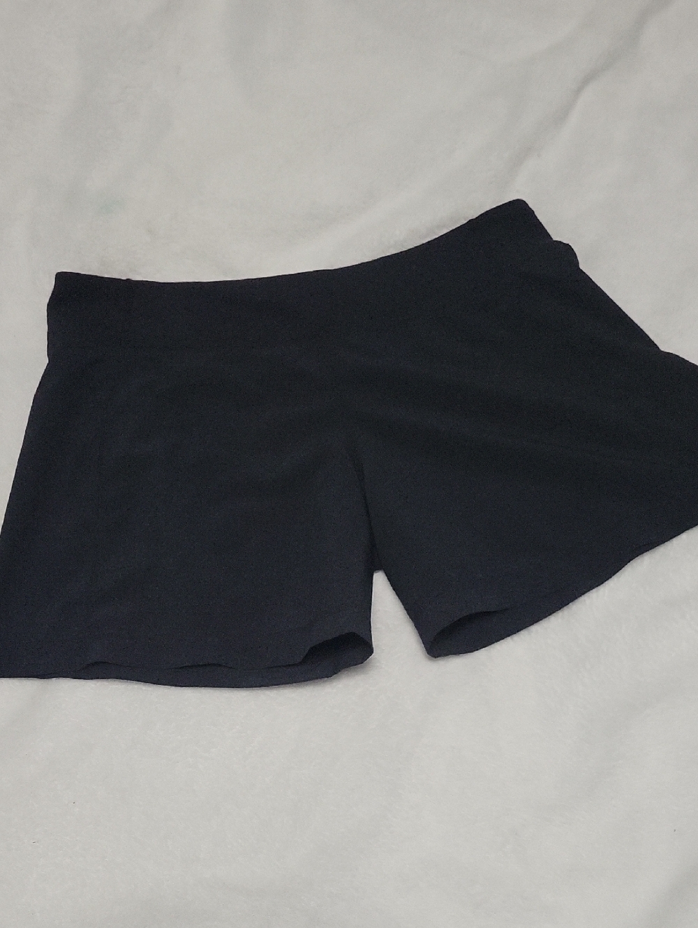 5/$20**Lululemon Size 8 Black Shorts